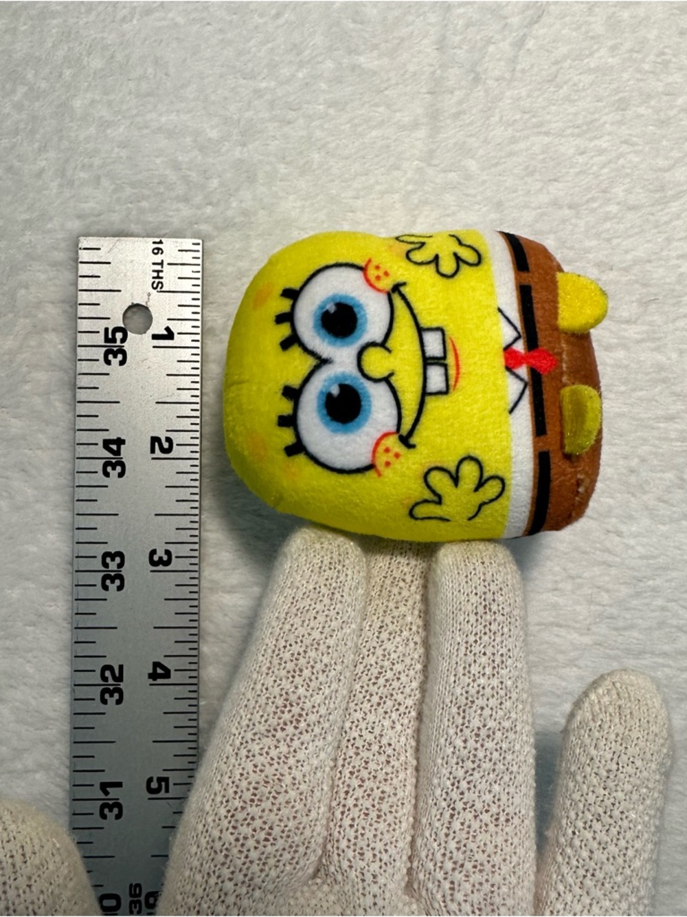 Mini SpongeBob Squarepants Plushie - Picture 4 of 4